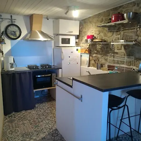 De La Garde *