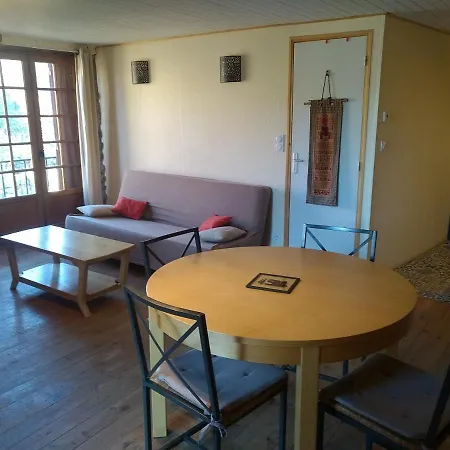 Hébergement de vacances De La Garde *